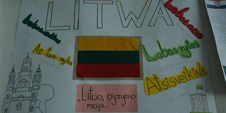 Powiększ grafikę: plakat Litwa - słowa w tym języku, fragment Inwokacji z "Pana Tadeusza"