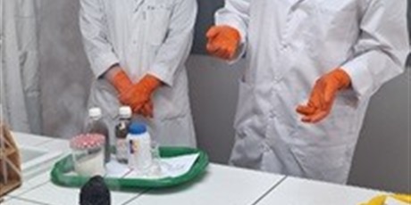 Powiększ grafikę: chemiczna-eksplozja-wiedzy-702203.jpg