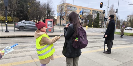 Powiększ grafikę: odblaskowa-szkola-656107.jpg